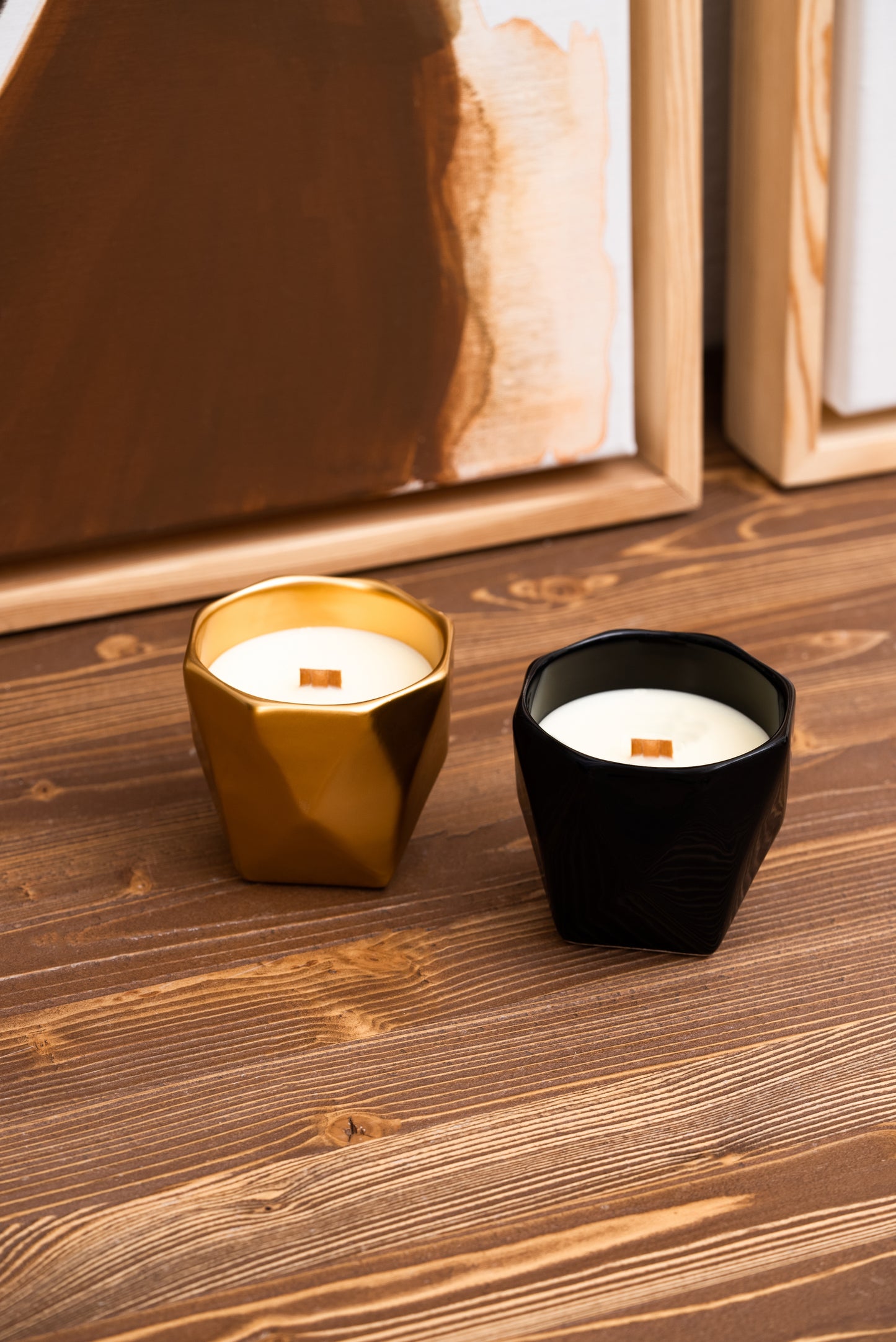 SET 2: MOI GOLD LUXURY CANDLE - FLORAL & MOI BLACK LUXURY CANDLE - SPICY WOODY