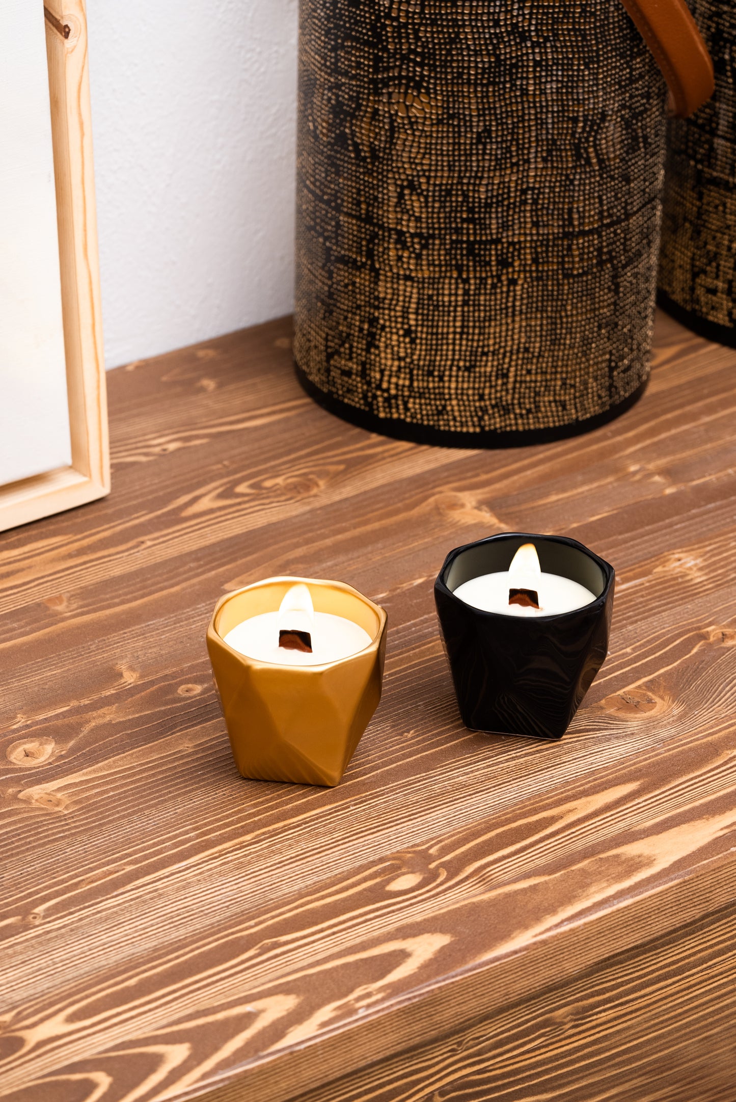 SET 2: MOI GOLD LUXURY CANDLE - FLORAL & MOI BLACK LUXURY CANDLE - SPICY WOODY